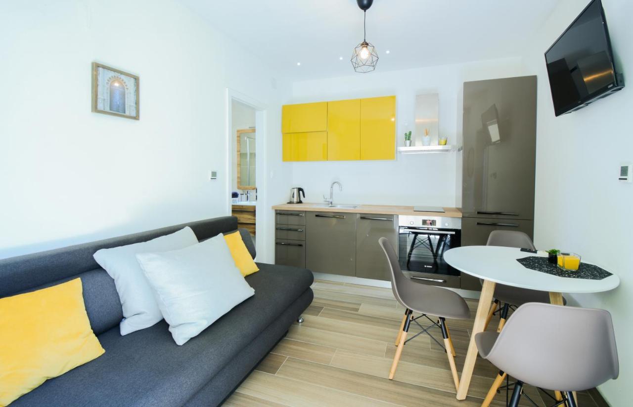 Apartment Grey&Yellow Zadar Exterior foto